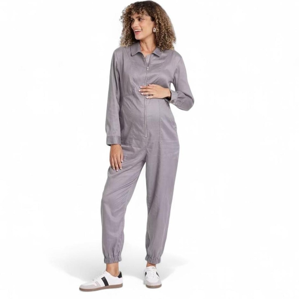 Ingrid & Isabel Women's Maternity Woven Long Sleeve Maternity Jumpsuit